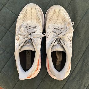 Hoka Clifton